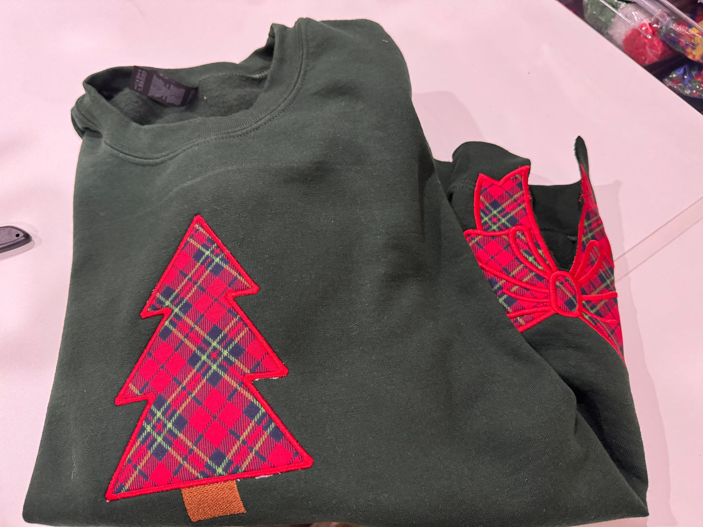 Christmas Tree Applique and Side Bows - Comfort Colors