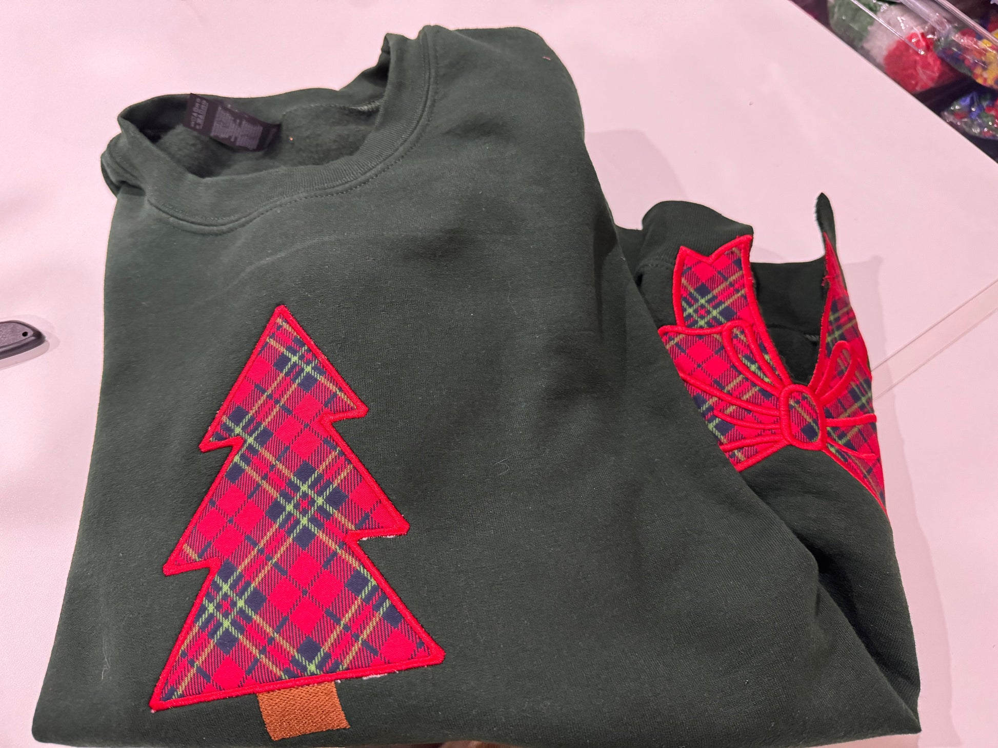 Christmas Tree Applique and Side Bows - Comfort Colors